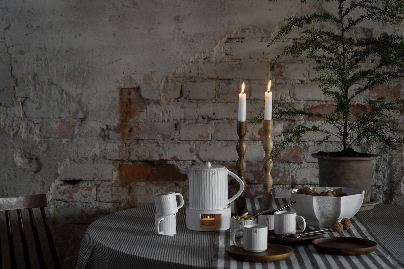 ERNST Duk 145x300 randig grön/vit