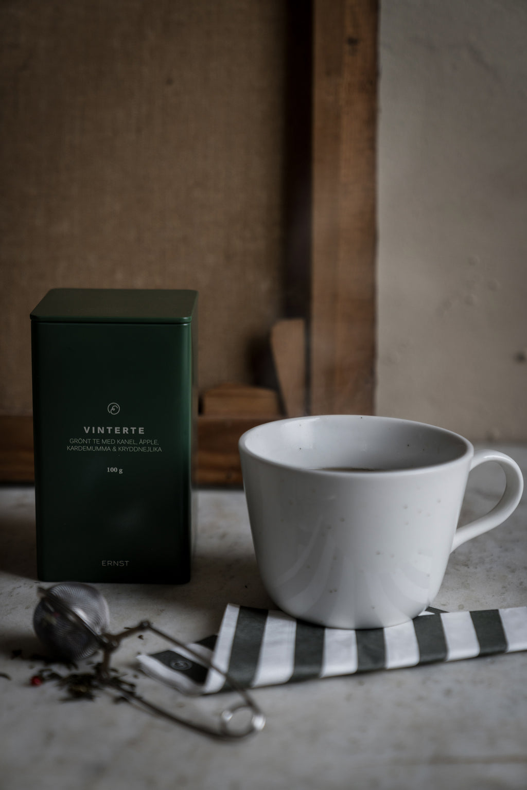 ERNST Plåtburk vinterte