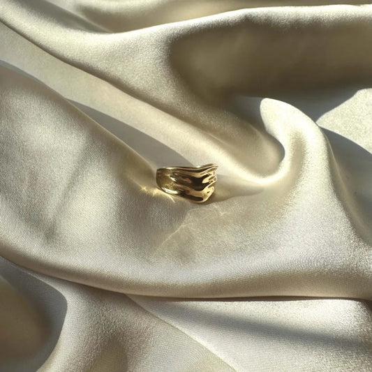 Wavy Winter Ring