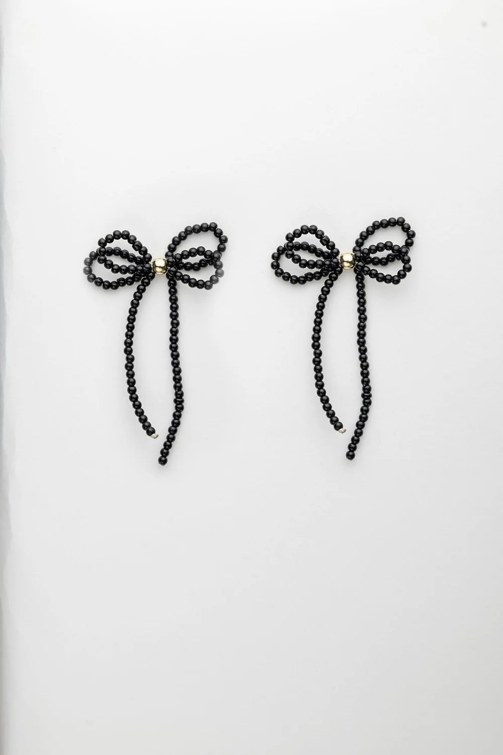 Pearl bow earrings